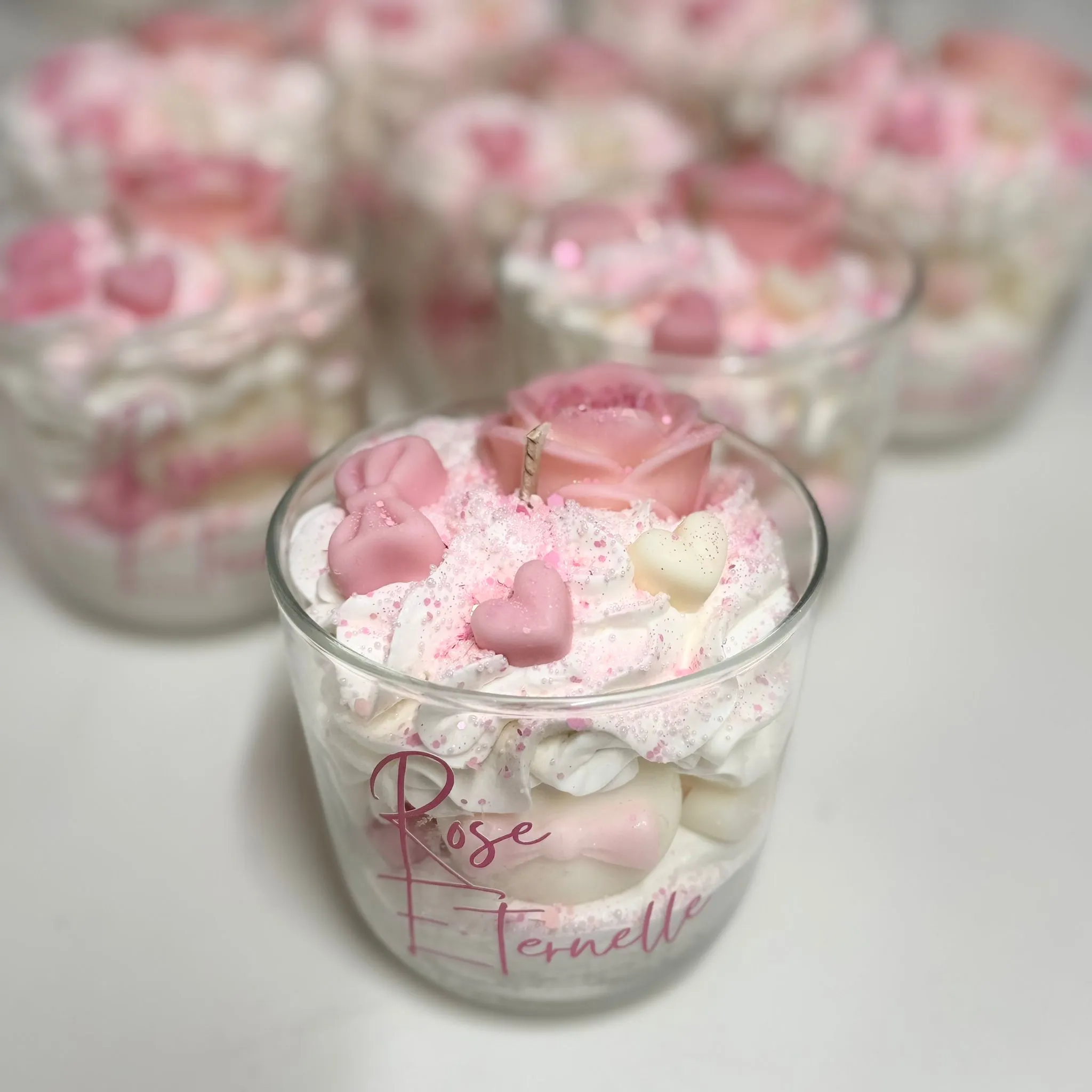 bougie-parfumée-rose-eternelle-douce-flamme