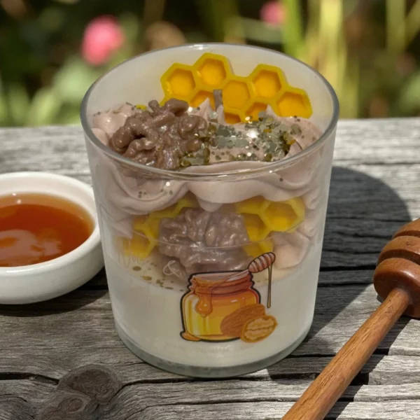 Bougie gourmande parfumée Noix & Miel par Douce Flamme